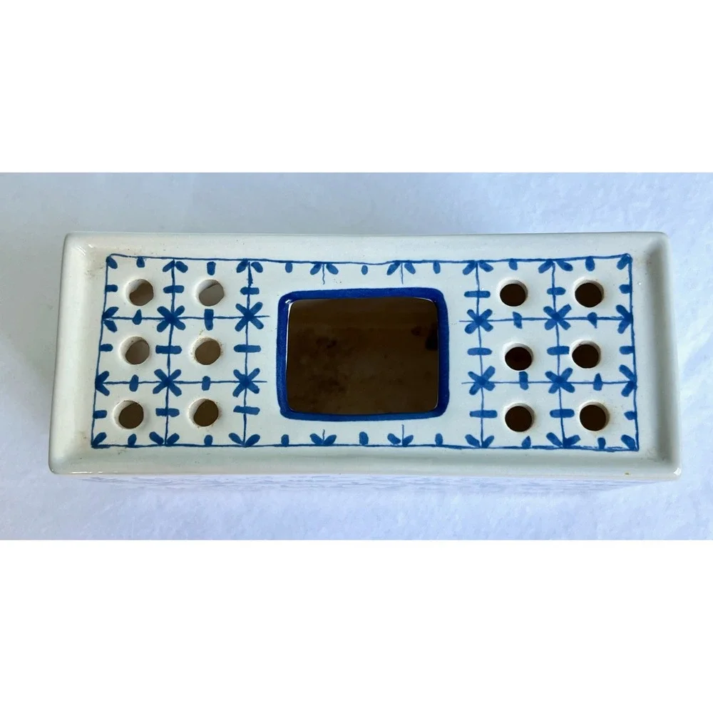 Royal Goedewaagen Delft Blue White Flower Brick Frog Williamsburg Holland